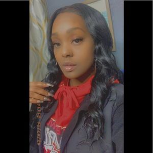 Meet your Posher, Robin